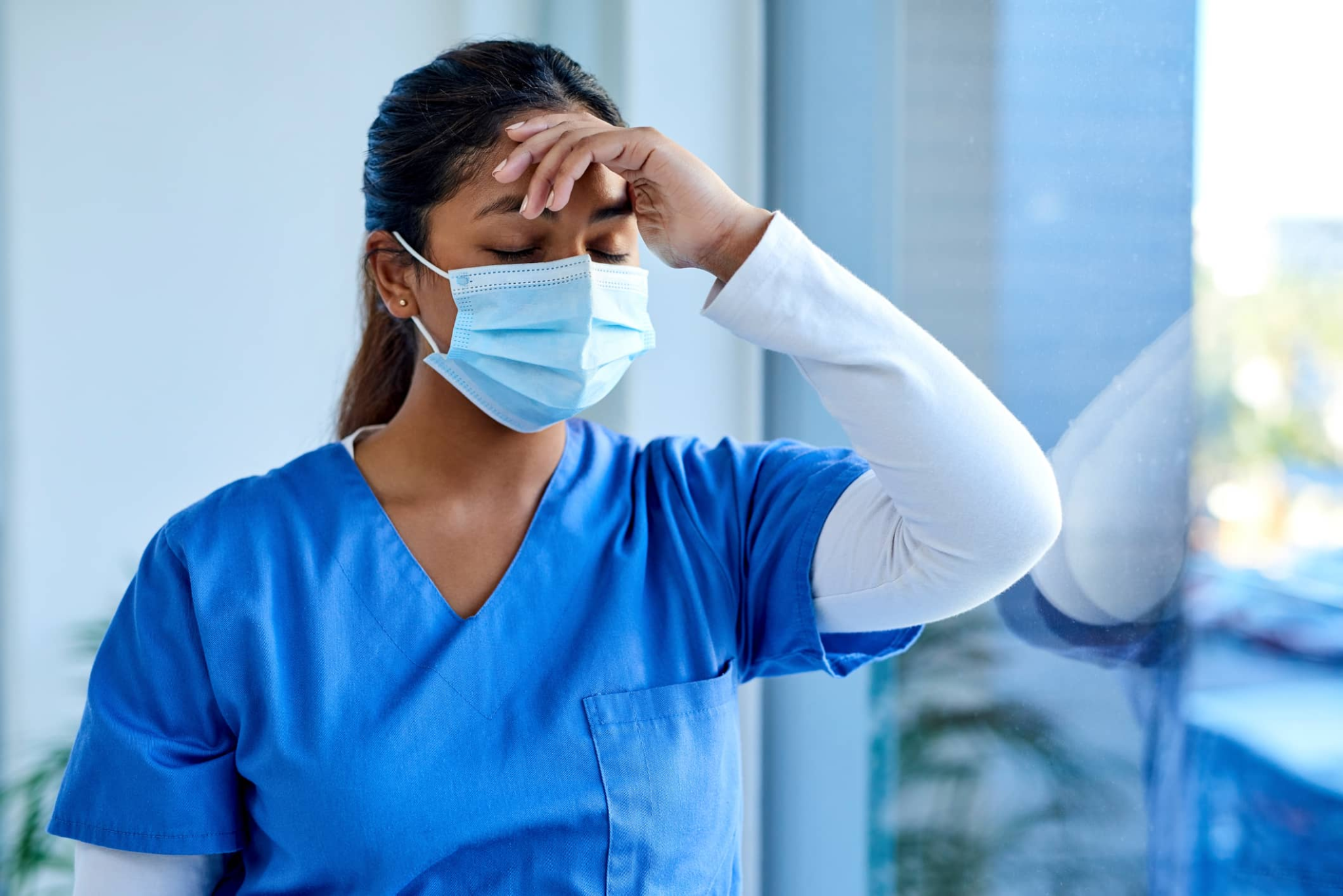 worker health issues, workplace health disruption, employee health concerns, managing health in work, occupational health tips, workplace injury recovery, health problem employee, job health adjustment, work routine health impacts, employee wellness strategies